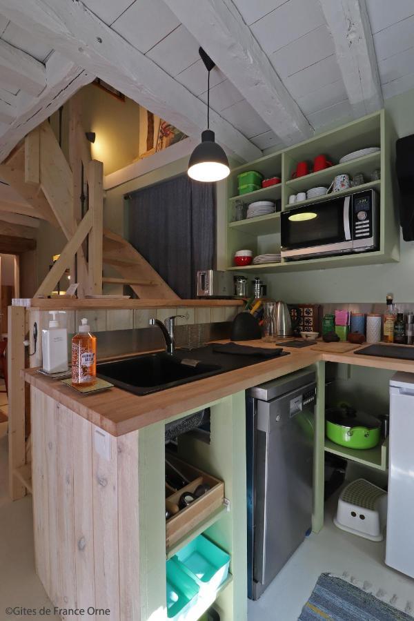 La Dragonne, Petite Maison Au Centre De Belleme, Jardin, Cuisine Equipee, Vue Foret Holiday home *